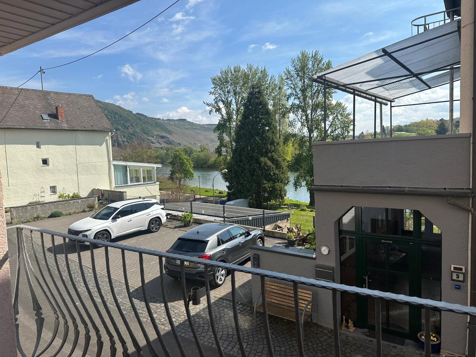 Weingut / Gaestehaus Gerlach Ürzig Dış mekan fotoğraf